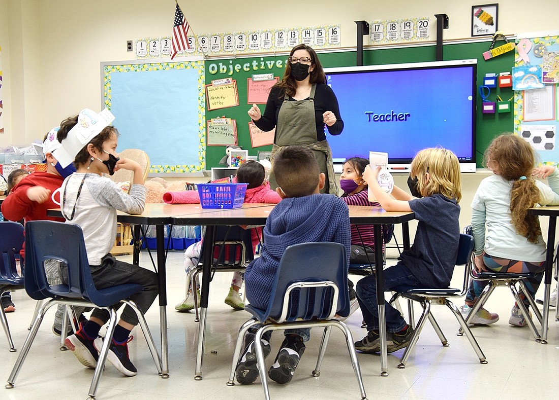 Amanda Mickatavage, an educator with the Port Chester School District’s ASPIRES afterschool program, works with students at Park Avenue Elementary School in November 2021. With grant money running dry, the district will be unable to offer the free program this year.