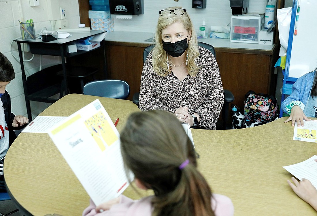 Special education teacher Penny Litchfield works with students during an Integrated Co-Teaching class session at Ridge Street Elementary School in 2021. It’s a program managed by the Pupil Services Department, the budget of which has been the subject of discussion—and frustration—among the Blind Brook Board of Education members.