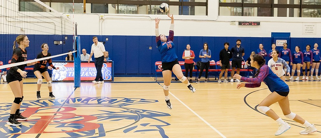 Blind Brook senior setter Fernanda Julian (#14) announced last weekend that she will be continuing her volleyball career at Bard College in Annandale-on-Hudson next year.