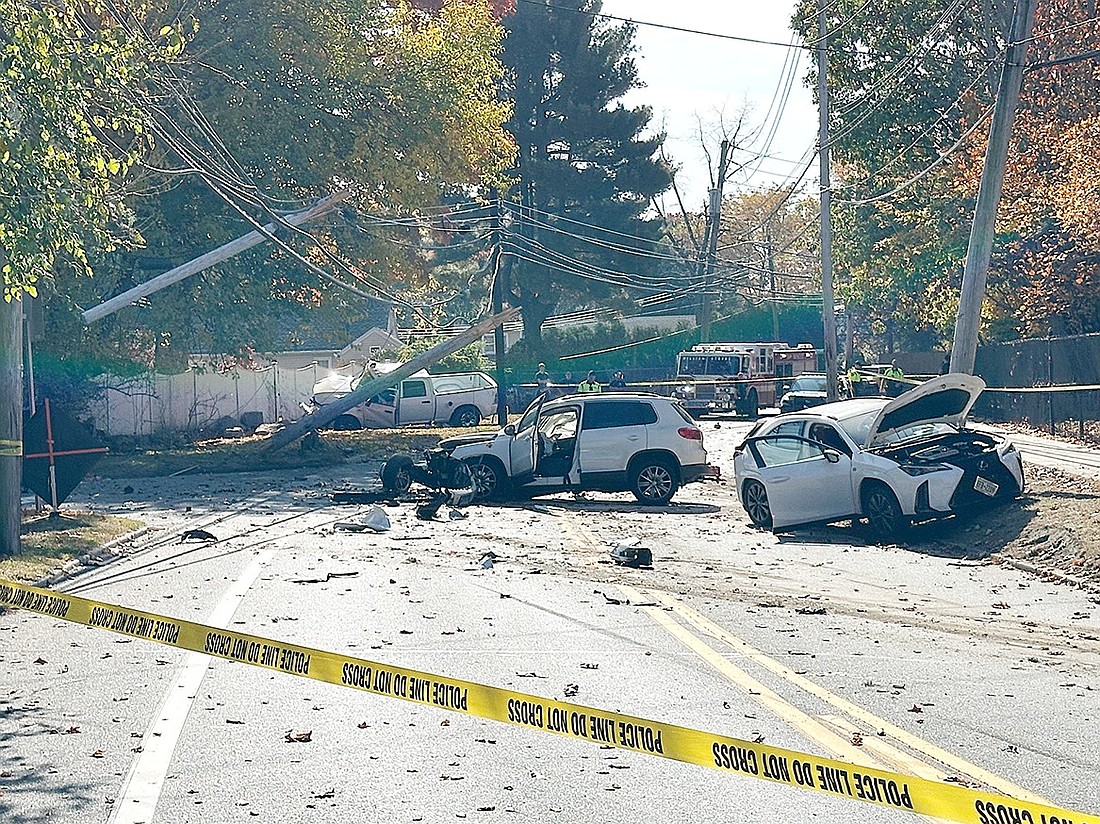 A multi-vehicle car accident on King Street resulted in an 18-hour road shutdown on Wednesday, Oct. 23. Four people were taken to hospitals to be treated for non-life-threatening injuries. The Rye Brook Police Department is investigating the cause of the crash.