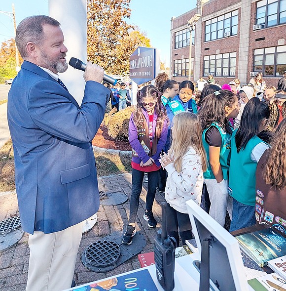 Park Avenue Elementary School Principal Craig Dreves addresses his students at the school’s annual Veterans Day ceremony on Friday, Nov. 8.