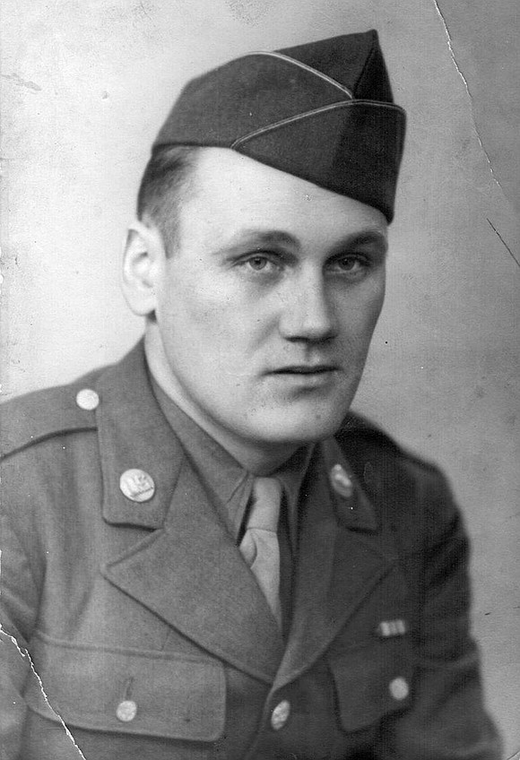 <p class="Text"><strong><span style="font-size: 14.0pt; mso-bidi-font-size: 10.0pt;">Frank Stefanowski</span></strong></p> <p class="Center">U.S. Army, World War II</p> <p class="Center">Drove a tank and wounded in Battle of the Bulge</p> <p class="Center">Lived on Eldredge Street, Port Chester, now deceased</p>