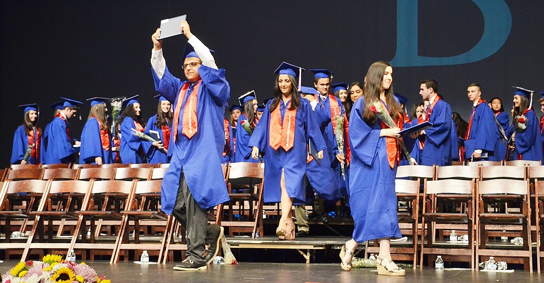 <span style="font-size: 13.3333px;">The Blind Brook High School 2016 commencement on Thursday, June 23 at The Performing Arts Center at Purchase College</span>