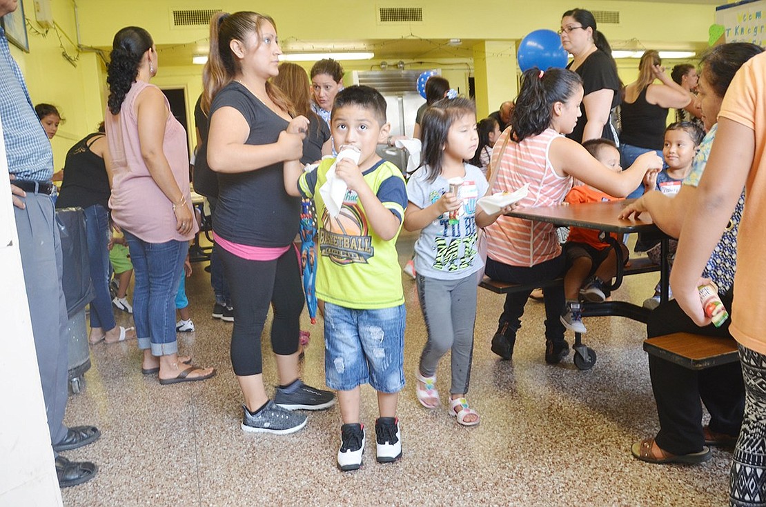 <p class="Picture">The John F. Kennedy Early Learning Center&rsquo;s cafeteria was packed with parents, children and teachers. Everyone was allowed to have a fruit pop and a muffin while the kids made new friends and the teachers spoke with parents.&nbsp;</p>