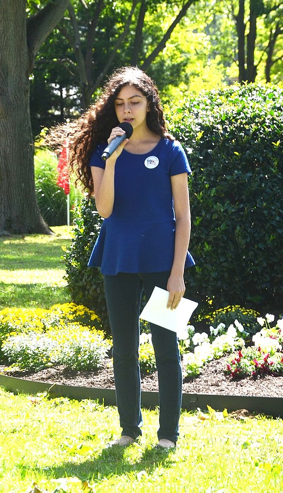 <p class="Picture">Port Chester resident Gabriella Buccieri, 13, sings the National Anthem.</p> <p class="Right">Casey Watts|Westmore News</p>