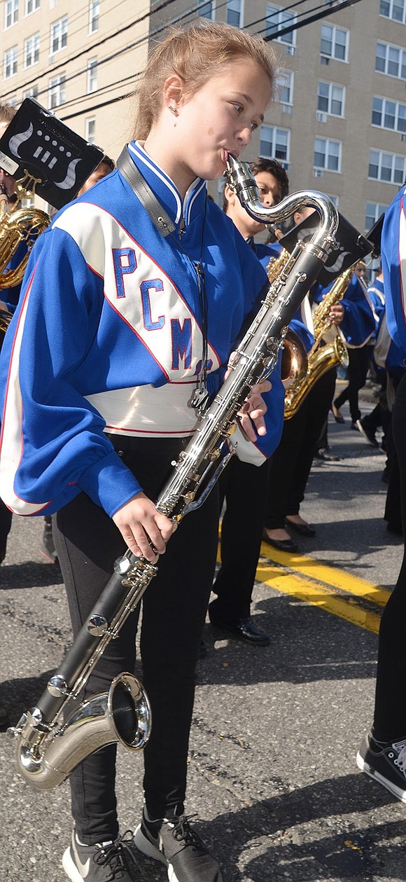 <p class="Picture">Eighth grader Erin Dubie plays bass clarinet with the Port Chester Middle School 7<sup>th</sup> and 8<sup>th</sup> Grade Band.</p>