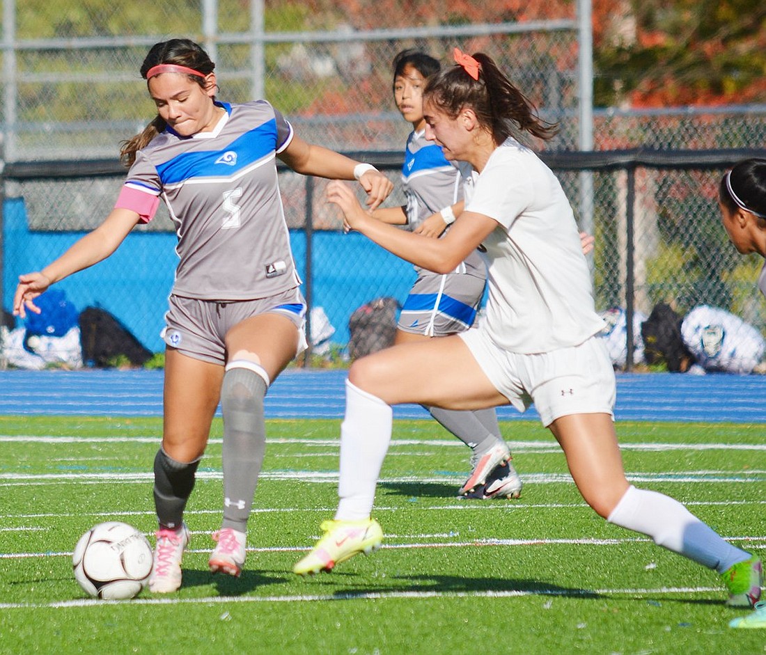 Lady Rams lose 4-3 to Clarkstown South in double overtime soccer playoff game 