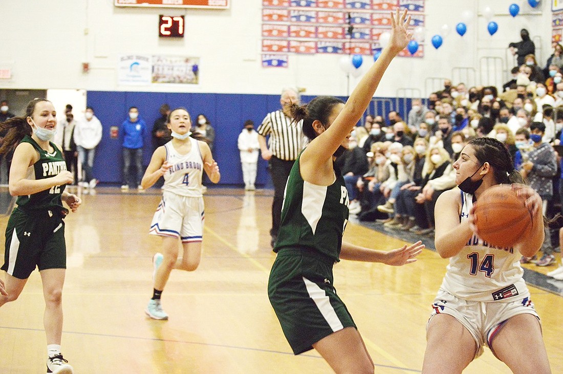 Lady Trojans’ basketball honors seniors at homecoming, falls to Pleasantville 