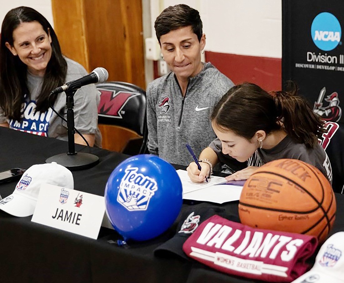 PCMS hoops player Jamie Onofrio Franceschini signs letter of intent to play for Manhattanville 