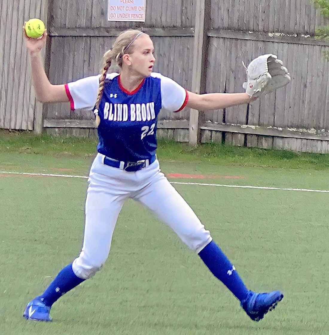 Trojan softball completes season with decisive win over Obama School 